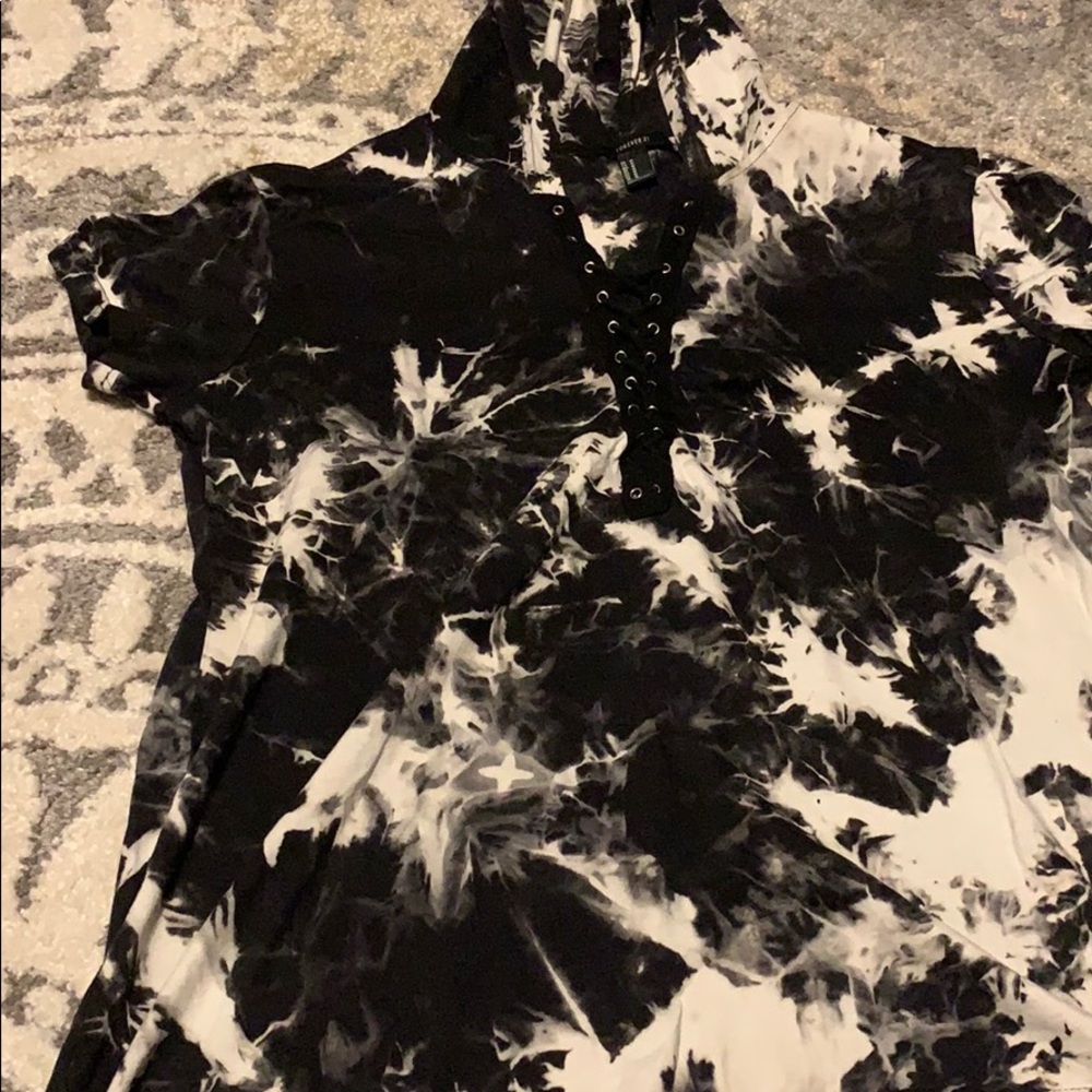 Tie dye oversized hooded tshirt